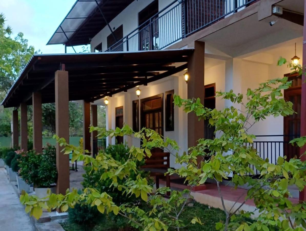 Forest Edge Villa Anuradhápura Exteriér fotografie